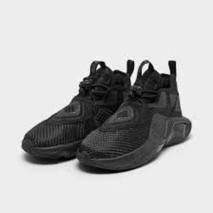 Sz Various LeBron soldiers all black